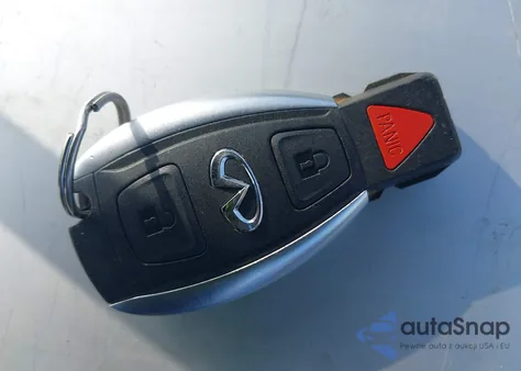 2018 Infiniti Qx30 Luxury z USA, uszkodzony, nr VIN SJKCH5CR4JA050664